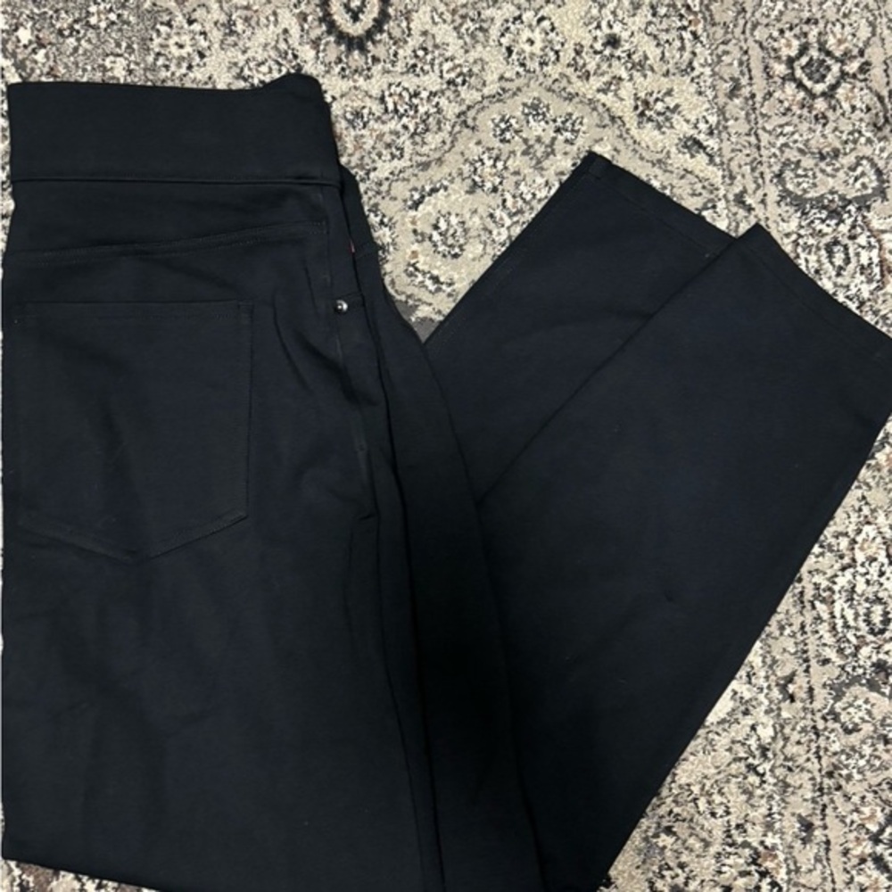 Spanx NWT  pants in classic black size L